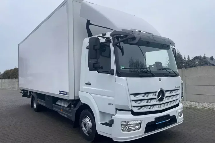 Mercedes ATEGO 818, IZOTERMA OGRZEWANA zdjęcie 3
