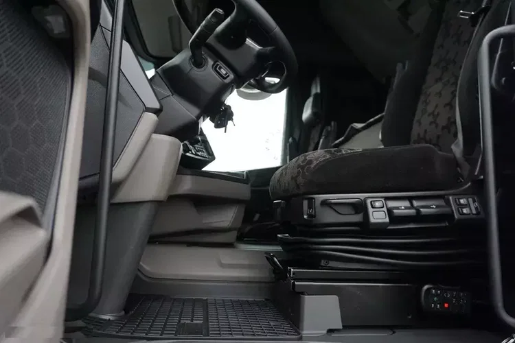 Scania R 450 / ACC / E 6 / BDF / 7.15 , 7.45 M / OŚ SKRĘTNA / RETARDER zdjęcie 28