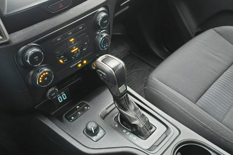 Ford Ranger 2.0 EcoBlue 170KM XLT / Automat / 4x4 / Salon PL I-właściciel zdjęcie 21