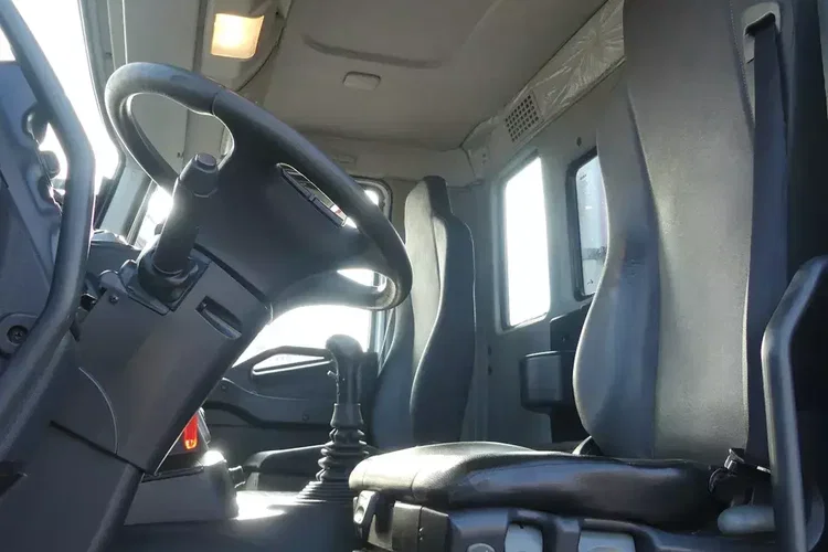 Iveco STRALIS 310 / WYWROTKA + HDS FASSI F130A SKŁADANY W Z / zdjęcie 25