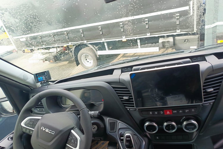 Iveco Daily 50C18HA8Z zdjęcie 2