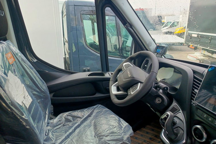 Iveco Daily 50C18HA8Z zdjęcie 3