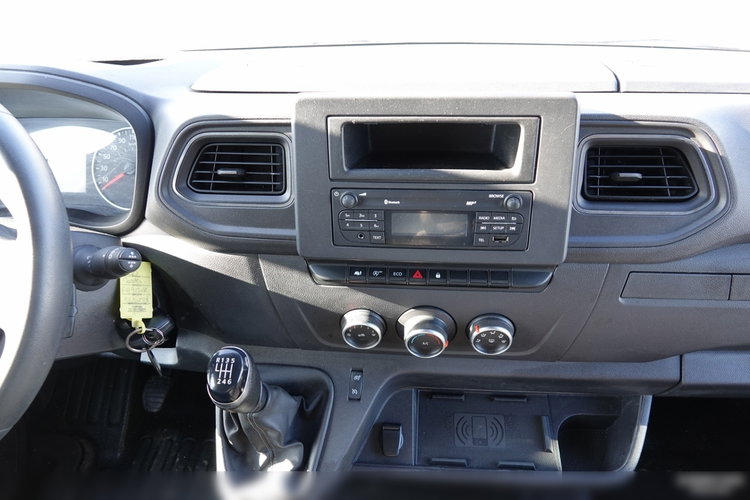 Renault MASTER / BLIŹNIAK / MANUAL / L4 H2 / DMC 3500KG / SPROWADZONY / NISKI PRZEBIEG zdjęcie 32