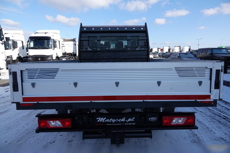 Ford TRANSIT / DOKA / BRYGADÓWKA / PLATFORMA / MANUAL /  7-OSOBOWY / DMC 3500KG / SPROWADZONY / NISKI PRZEBIEG zdjęcie 17