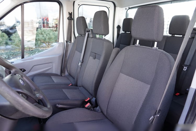 Ford TRANSIT / DOKA / BRYGADÓWKA / PLATFORMA / MANUAL /  7-OSOBOWY / DMC 3500KG / SPROWADZONY / NISKI PRZEBIEG zdjęcie 28