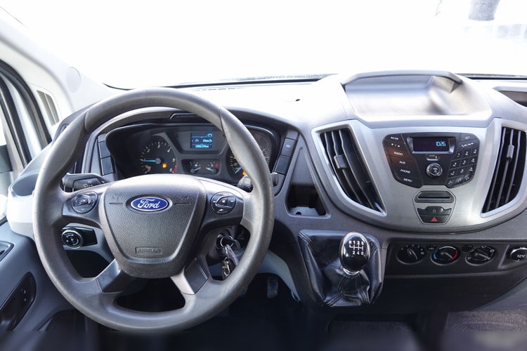 Ford TRANSIT / DOKA / BRYGADÓWKA / PLATFORMA / MANUAL /  7-OSOBOWY / DMC 3500KG / SPROWADZONY / NISKI PRZEBIEG zdjęcie 31