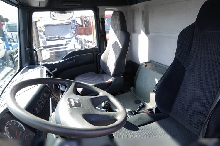MAN TGA 26.360 / 6X4 / BETONOMIESZARKA - 7 M3 / LIEBHERR / UAL  zdjęcie 24