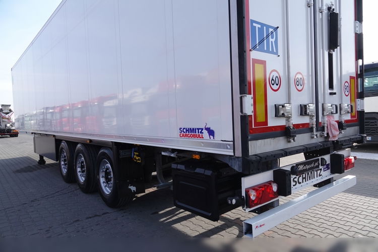 Schmitz / CHŁODNIA / 2021 ROK / OŚ PODNOSZONA / KOSZ NA PALETY / AGREGAT CARRIER VECTOR 1550  zdjęcie 11