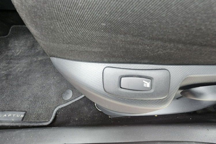 Renault Captur automat, grzane fotele, tempomat zdjęcie 16