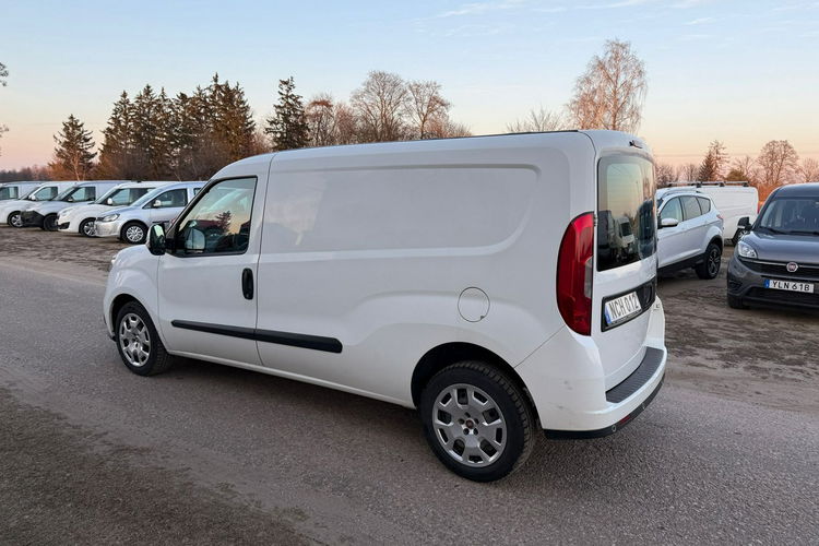 Fiat Doblo Automat Maxi 1.6 Multijet Dualogic 90KM zdjęcie 3