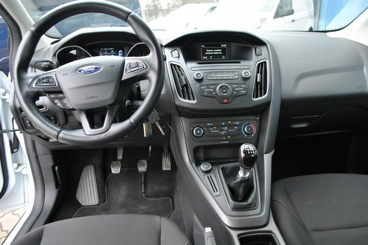Focus Hatchback GoldX 1, 5TDCi ASO Forda Gwarancja nowy rozrząd zdjęcie 12
