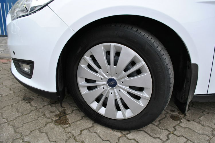 Focus Hatchback GoldX 1, 5TDCi ASO Forda Gwarancja nowy rozrząd zdjęcie 22