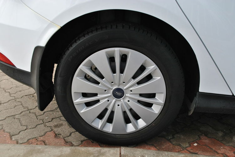 Focus Hatchback GoldX 1, 5TDCi ASO Forda Gwarancja nowy rozrząd zdjęcie 24