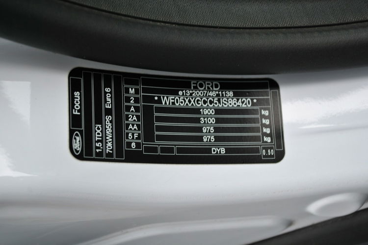 Focus Hatchback GoldX 1, 5TDCi ASO Forda Gwarancja nowy rozrząd zdjęcie 26