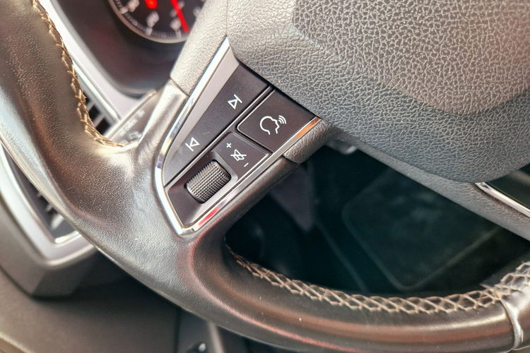 Seat Leon Lampy Full-Led. Skóra. Navigacja zdjęcie 22