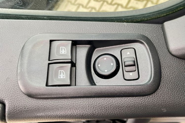 Renault Master SALON PL / CHŁODNIA - MROŹNIA -20st.C / PRĄD 220V / GWARANCJA zdjęcie 17