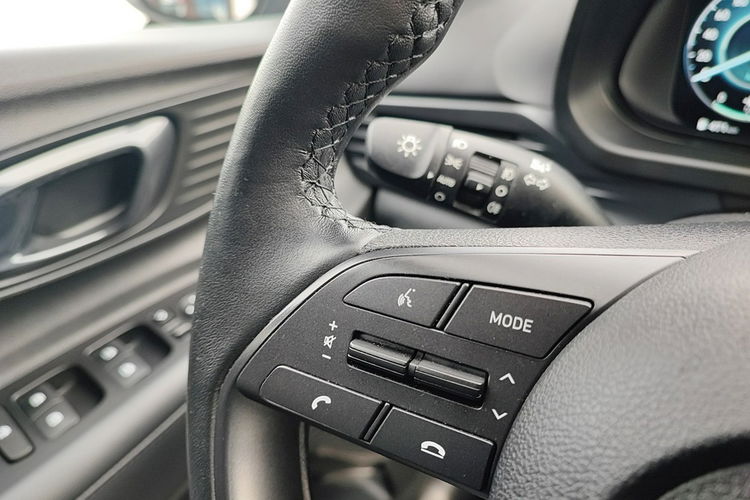 Hyundai i20 1.2 + 26047 km zdjęcie 14