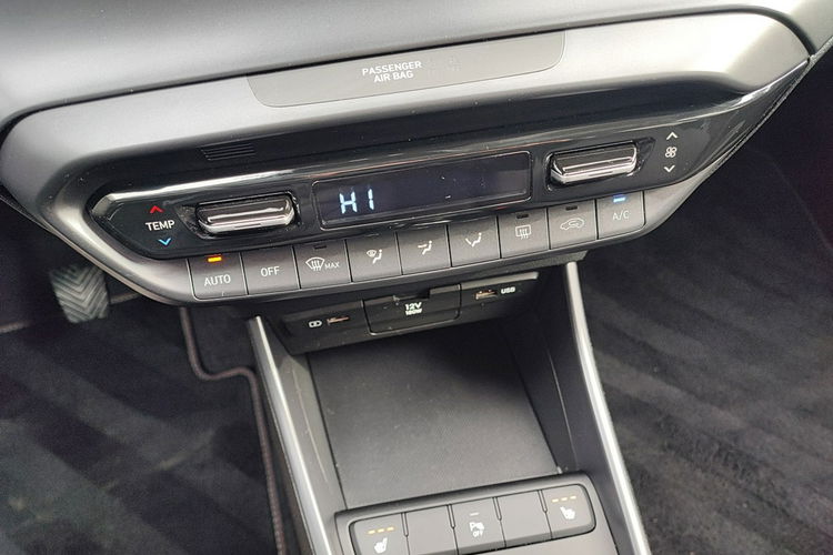 Hyundai i20 1.2 + 26047 km zdjęcie 19