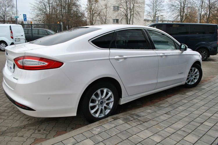Mondeo Titanium 2.0Hybrid 187KM eCVT ASO Forda zdjęcie 9