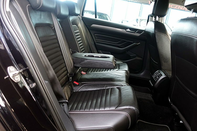 Volkswagen Passat 2.0TSi Skóra+Navi+ACC+LED 3Lata GWARANCJA 1wł Kraj Bezwypadkowy F23% 4x2 zdjęcie 10