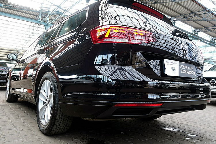 Volkswagen Passat 2.0TSi Skóra+Navi+ACC+LED 3Lata GWARANCJA 1wł Kraj Bezwypadkowy F23% 4x2 zdjęcie 76