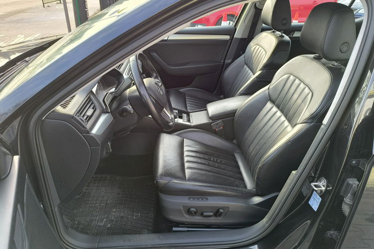 Skoda Superb 1.6 TDi 120KM Skóra Automat zdjęcie 17