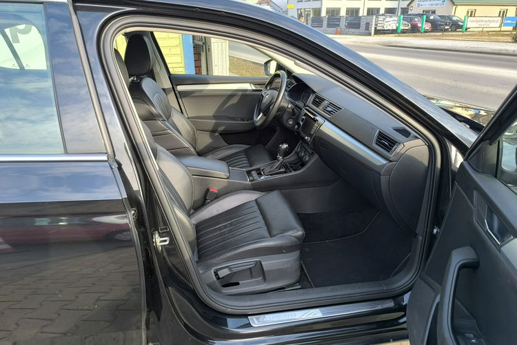 Skoda Superb 1.6 TDi 120KM Skóra Automat zdjęcie 21