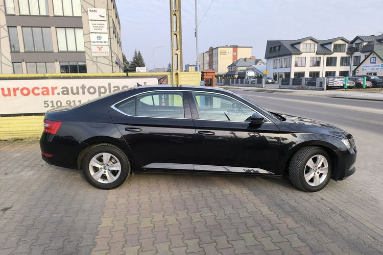 Skoda Superb 1.6 TDi 120KM Skóra Automat zdjęcie 3