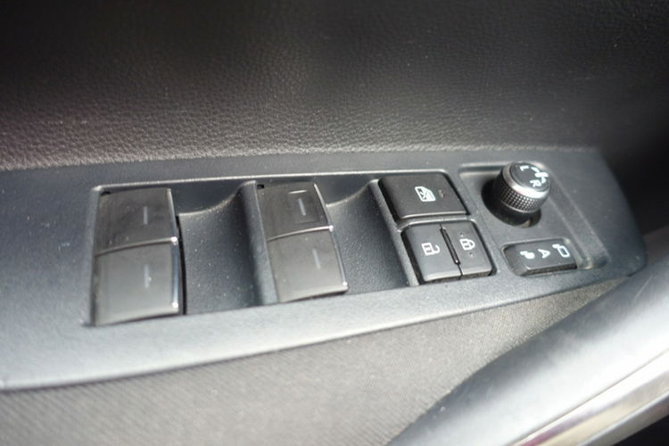 Toyota Corolla Oferta Prywatna Salon Polska Pełny Serwis ` Hybryda Sam Parkuje zdjęcie 20