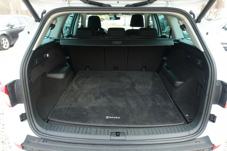 Skoda Kodiaq R e z e r w a c j a zdjęcie 12