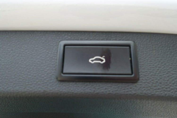 Skoda Kodiaq R e z e r w a c j a zdjęcie 13