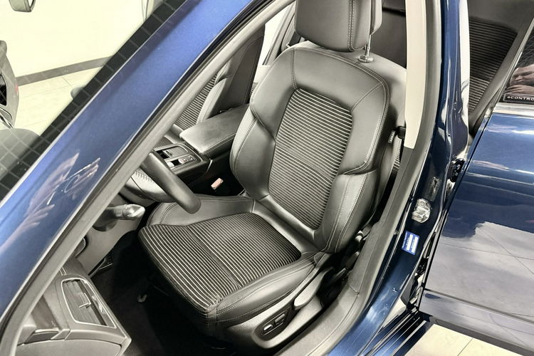Renault Talisman 1.6 DCi 160KM BOSE EDITION Navi FullLed HandsFree HeadUp 4CONTROL zdjęcie 14