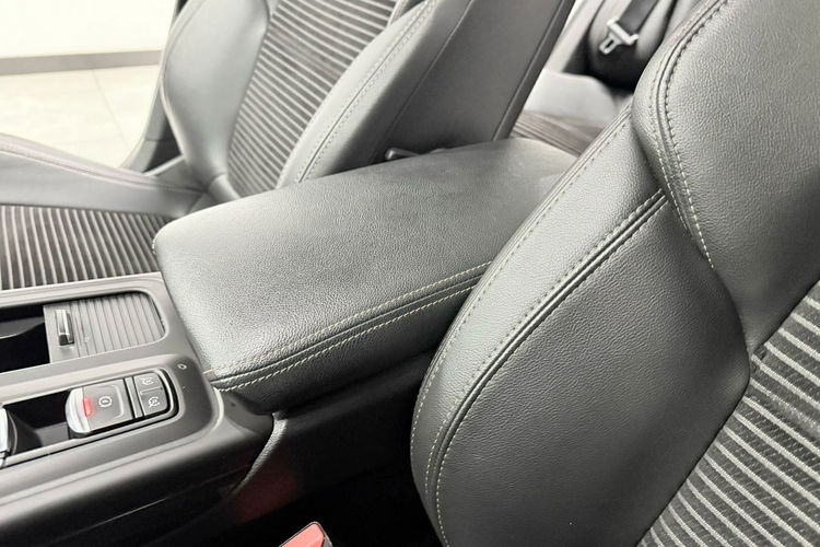 Renault Talisman 1.6 DCi 160KM BOSE EDITION Navi FullLed HandsFree HeadUp 4CONTROL zdjęcie 23