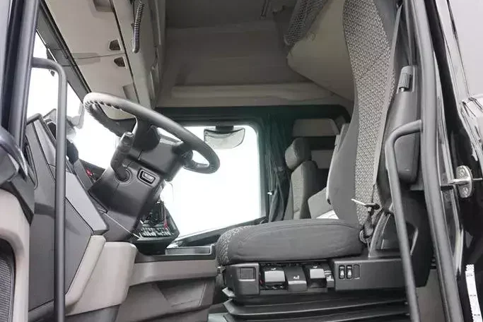 Scania R 410 / LNG / ACC / EURO 6 / ZESTAW PRZEJAZDOWY 120 M3 / RETARDER zdjęcie 7