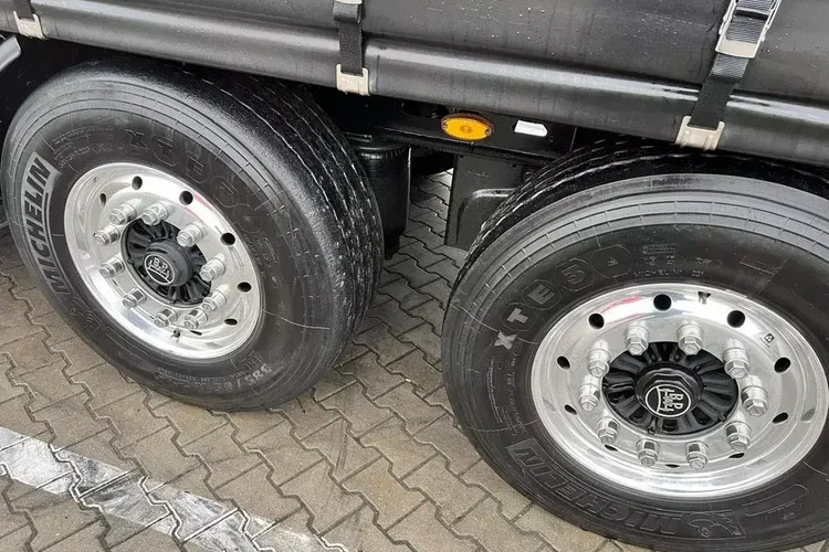 Kogel Firanka standard full opcja z Niemiec 2022/23 paleciarka zdjęcie 19