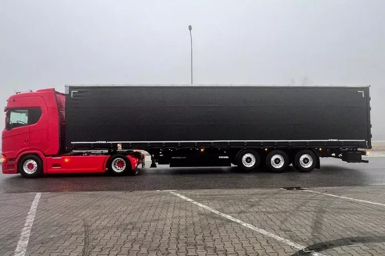 Kogel Firanka standard full opcja z Niemiec 2022/23 paleciarka zdjęcie 21