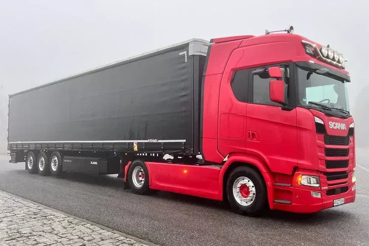 Kogel Firanka standard full opcja z Niemiec 2022/23 paleciarka zdjęcie 23