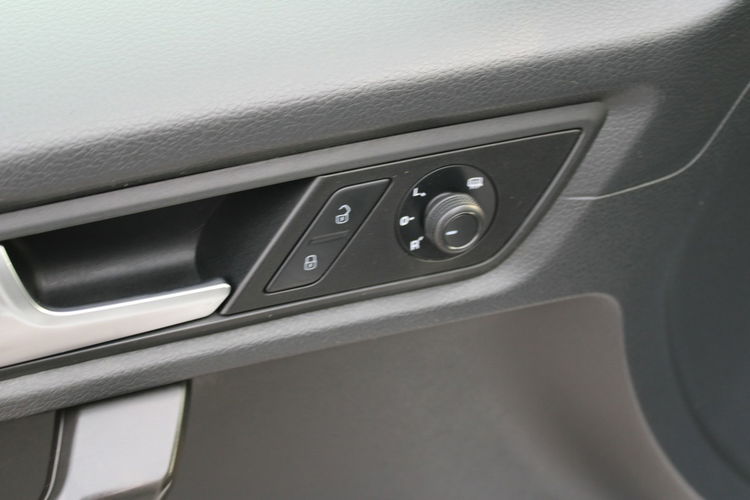 Volkswagen Caddy 2.0 Tdi Scr Bmt 5-Bieg. 102kmTrendline mały mpv zdjęcie 15