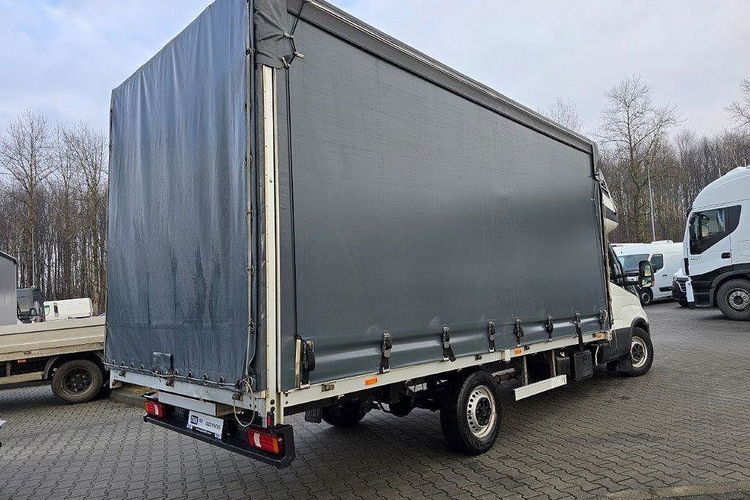 IVECO DAILY 35S18 zdjęcie 4