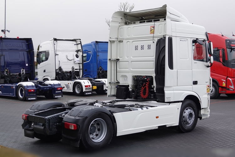DAF XF 480 / RETARDER / HYDRAULIKA / CAŁY NA PODUSZKACH / PEŁNY ADR / KLIMA POSTOJOWA / OPONY 100% / SPROWADZONY / PO KONTRAKCIE SERWISOWYM zdjęcie 9