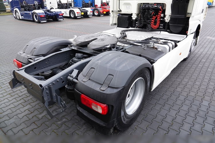 DAF XF 480 / RETARDER / HYDRAULIKA / CAŁY NA PODUSZKACH / PEŁNY ADR / KLIMA POSTOJOWA / OPONY 100% / SPROWADZONY / PO KONTRAKCIE SERWISOWYM zdjęcie 16