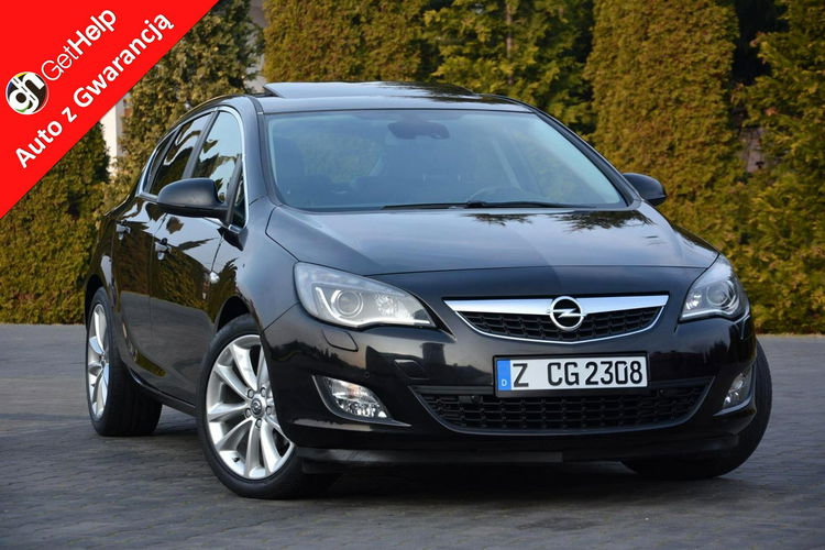 Opel Astra Skóry Duża Navi bi-xenon Szyber Ledy 2xParktr.Chrom Cosmo Alu 18" zdjęcie 1