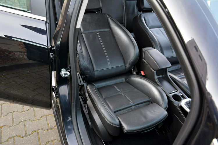 Opel Astra Skóry Duża Navi bi-xenon Szyber Ledy 2xParktr.Chrom Cosmo Alu 18" zdjęcie 18