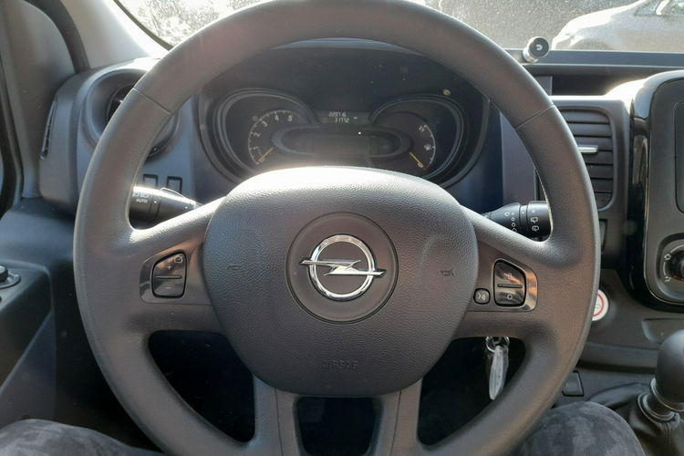 Opel Vivaro 9-cio osobowy LONG Klima kamera czujniki zdjęcie 18
