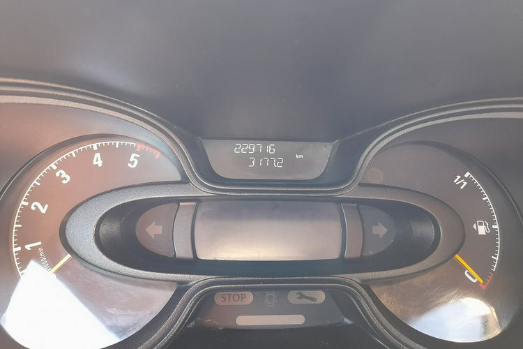 Opel Vivaro 9-cio osobowy LONG Klima kamera czujniki zdjęcie 24