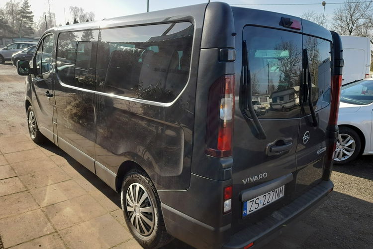 Opel Vivaro 9-cio osobowy LONG Klima kamera czujniki zdjęcie 5