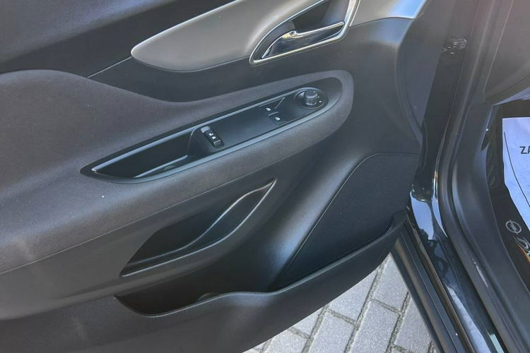 Mokka Opel Mokka 2015 1.6 benzyna 115km niski przebieg Bezwypadkowy zdjęcie 10
