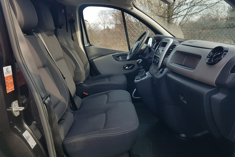 Renault Trafic VIVARO KLIMA TEMPOMAT 1.6 DCI 145 BLASZAK VAN FURGON L1H1 KRAJOWY zdjęcie 22