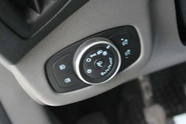 Ford Tourneo Connect 1.5 EcoBlue 120KM Titanium F-vat Gwarancja SalonPL zdjęcie 16