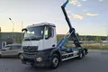 samochód ciężarowy Mercedes zdjęcie 3